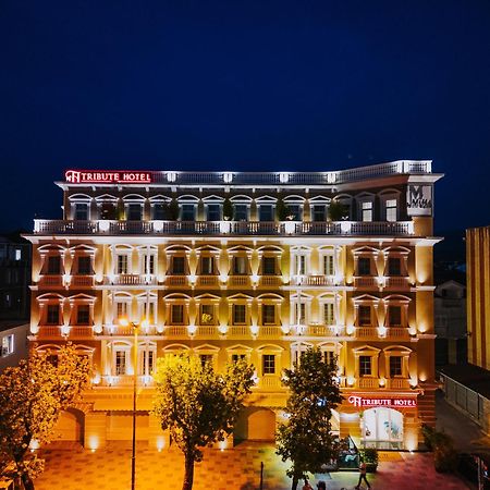 Tribute Hotel Shkoder Bagian luar foto